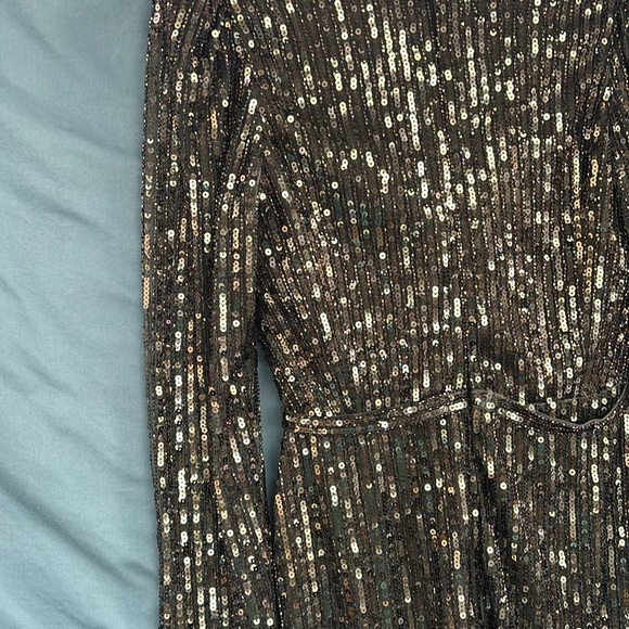 NWOT Mac Duggal LONG SLEEVE SEQUINED MINI DRESS Olive Green Bling Glam Gold - Picture 4 of 9